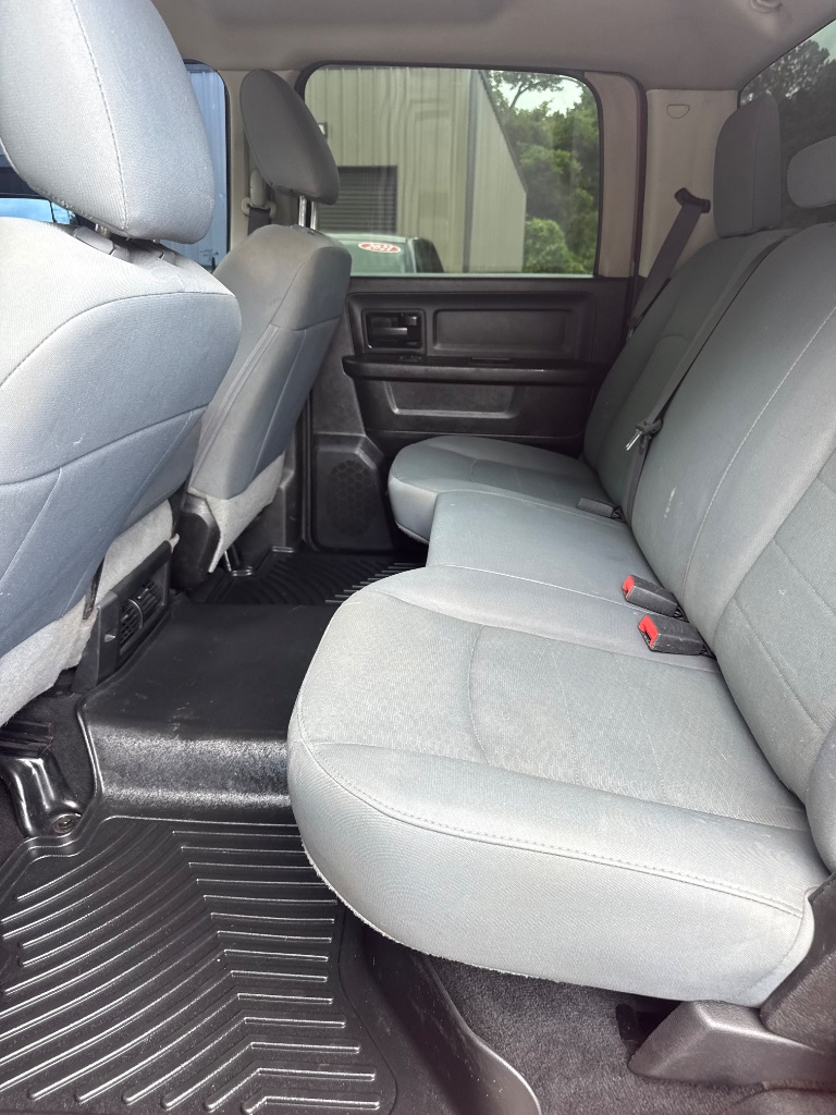 2018 RAM Ram 2500 Pickup Tradesman - Photo 17