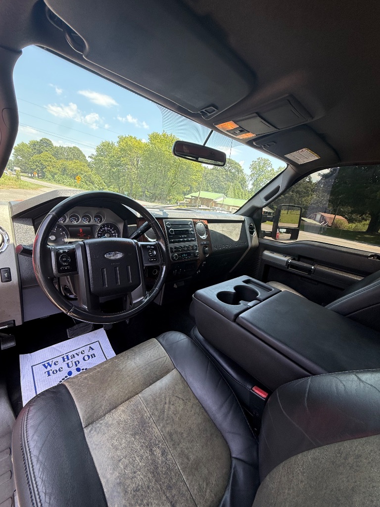 2011 Ford F-250 Super Duty Lariat - Photo 10