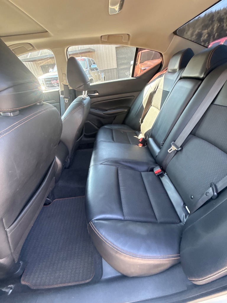 2021 Nissan Altima SR - Photo 13