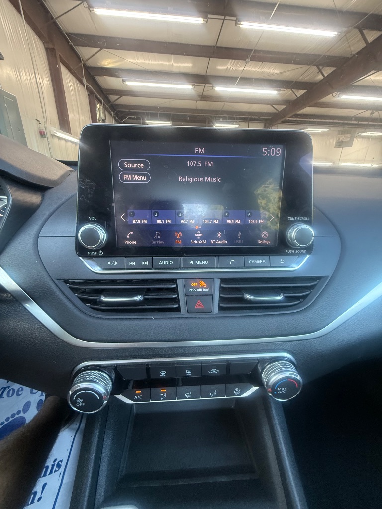 2019 Nissan Altima S - Photo 12