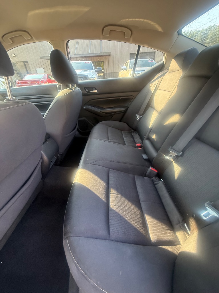 2019 Nissan Altima S - Photo 14