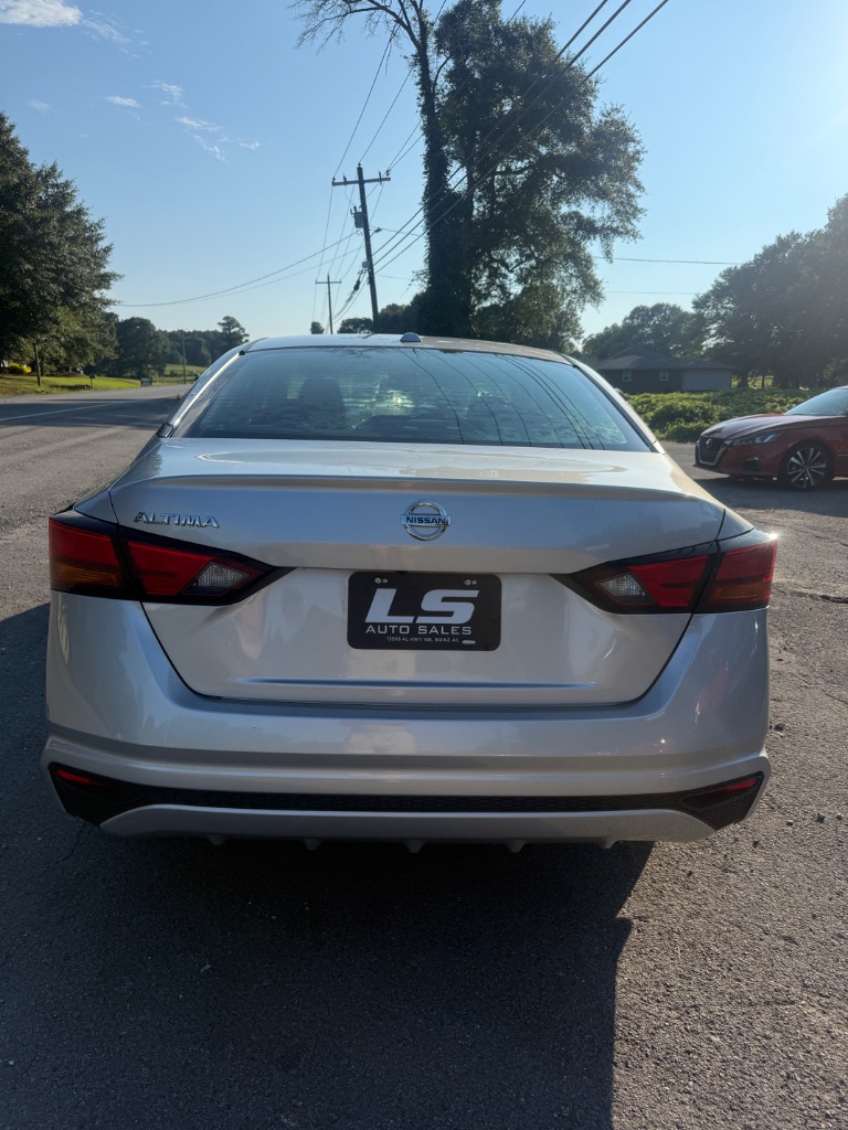 2019 Nissan Altima S - Photo 6
