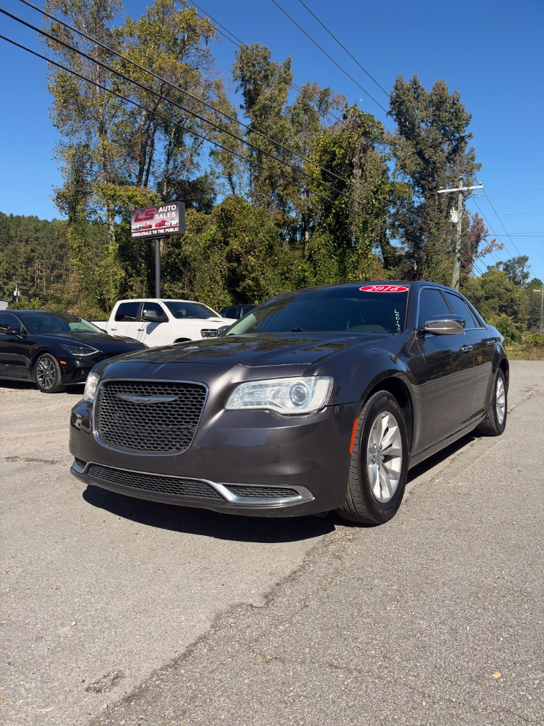 2016 Chrysler 300