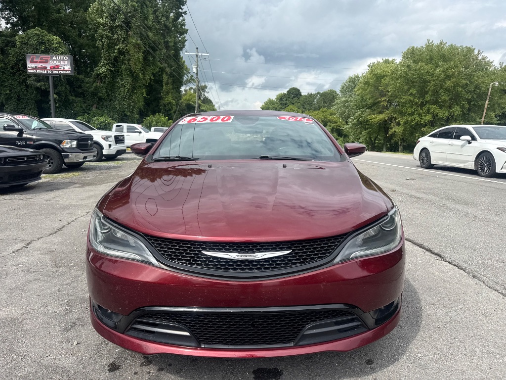 2016 Chrysler 200 S - Photo 8